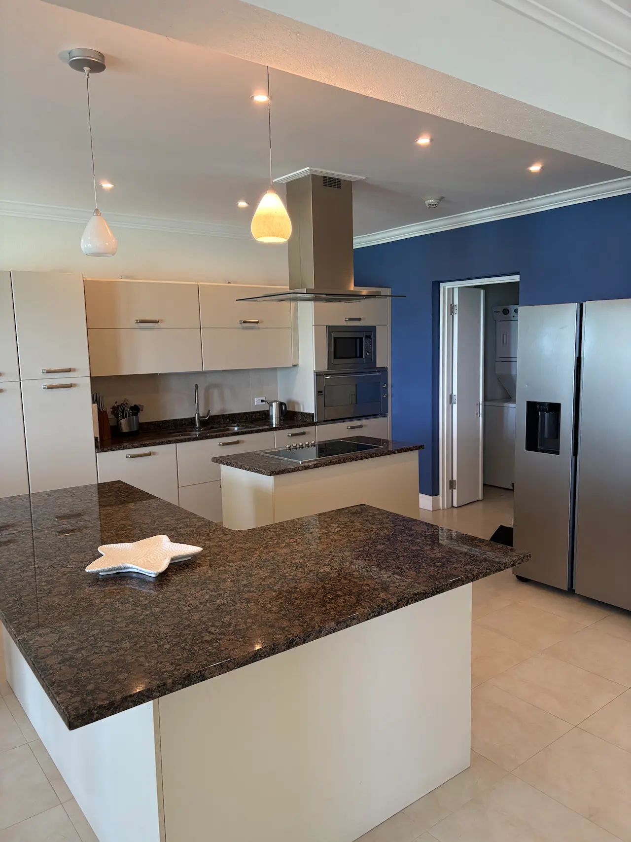 Kitchen 41 SANDY HOOK – EXECUTIVE RENTAL